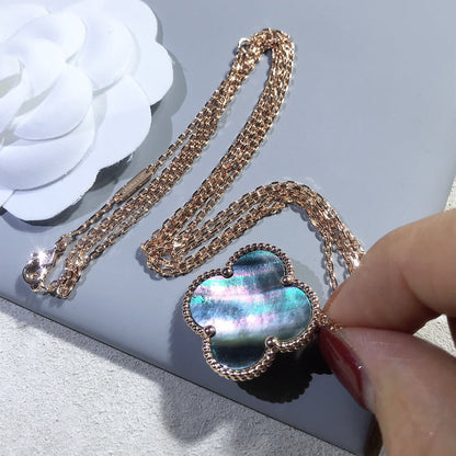[Glow Muse] COLLIER GRAND TRÈFLE 25 MM EN OR ET NACRE FONCÉE