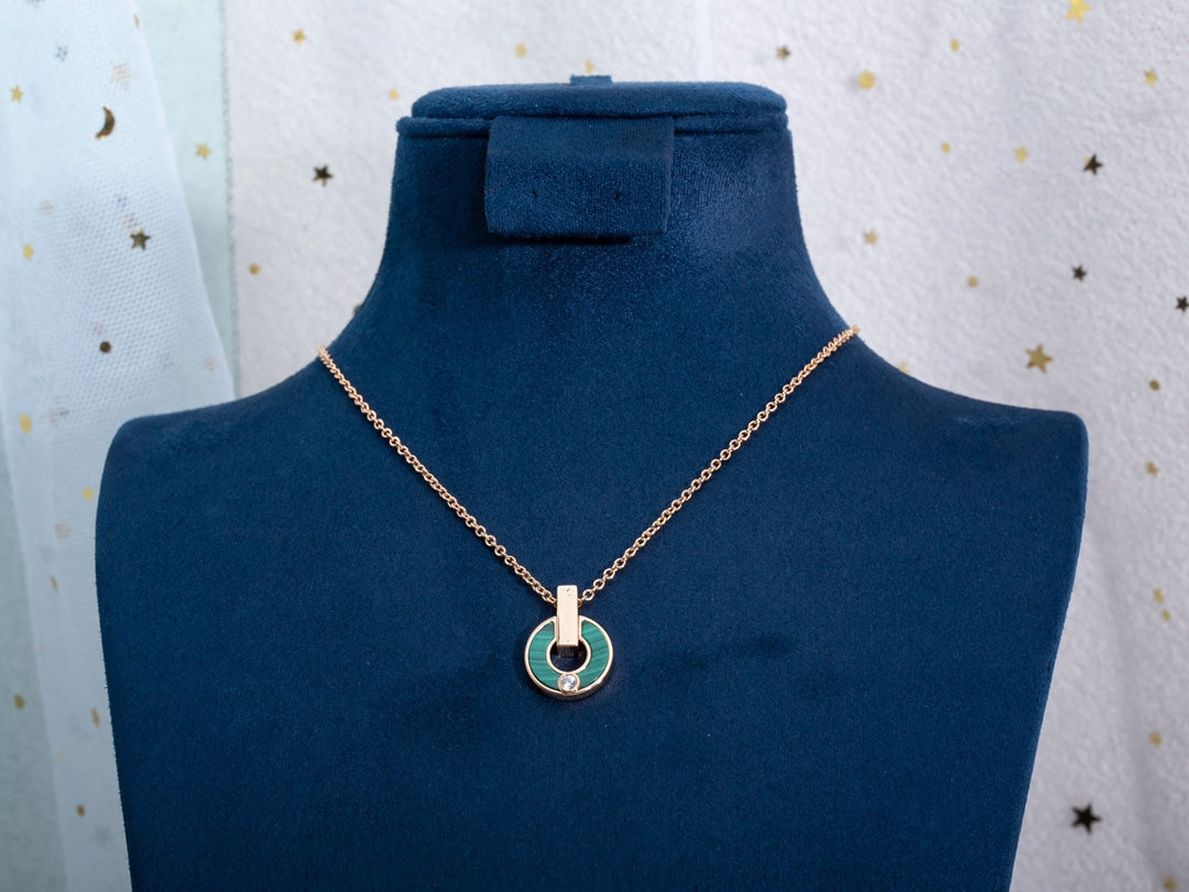 [⭐Glow Muse ]GARI NECKLACE PINK GOLD MALACHITE