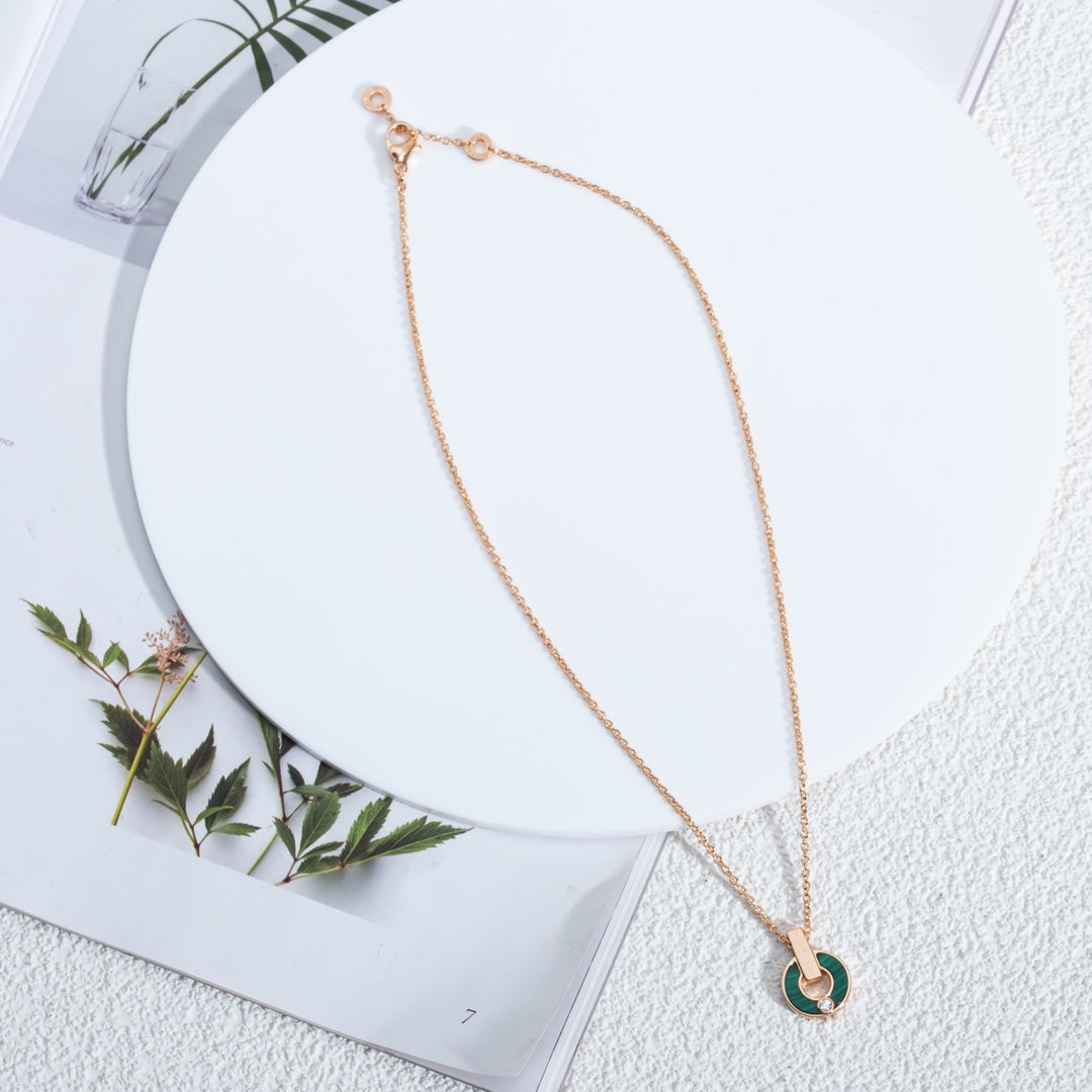 [⭐Glow Muse ]GARI NECKLACE PINK GOLD MALACHITE