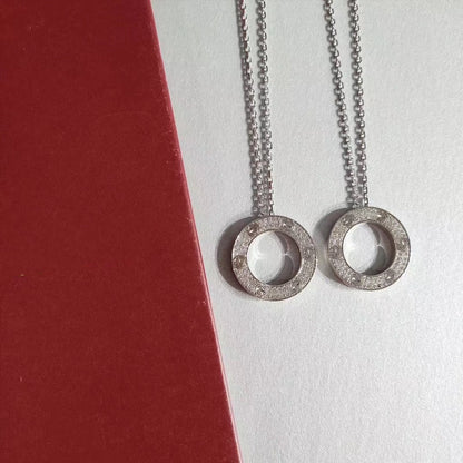 {
  "Glow Muse": "Glow Muse",
  "LOVE NECKLACE ADJUSTABLE SILVER": "COLLIER LOVE RÉGLABLE ARGENT"
}