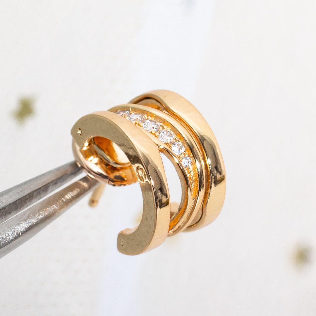 [⭐Glow Muse ]ZERO 1 PINK GOLD DIAMONDS EARRINGS