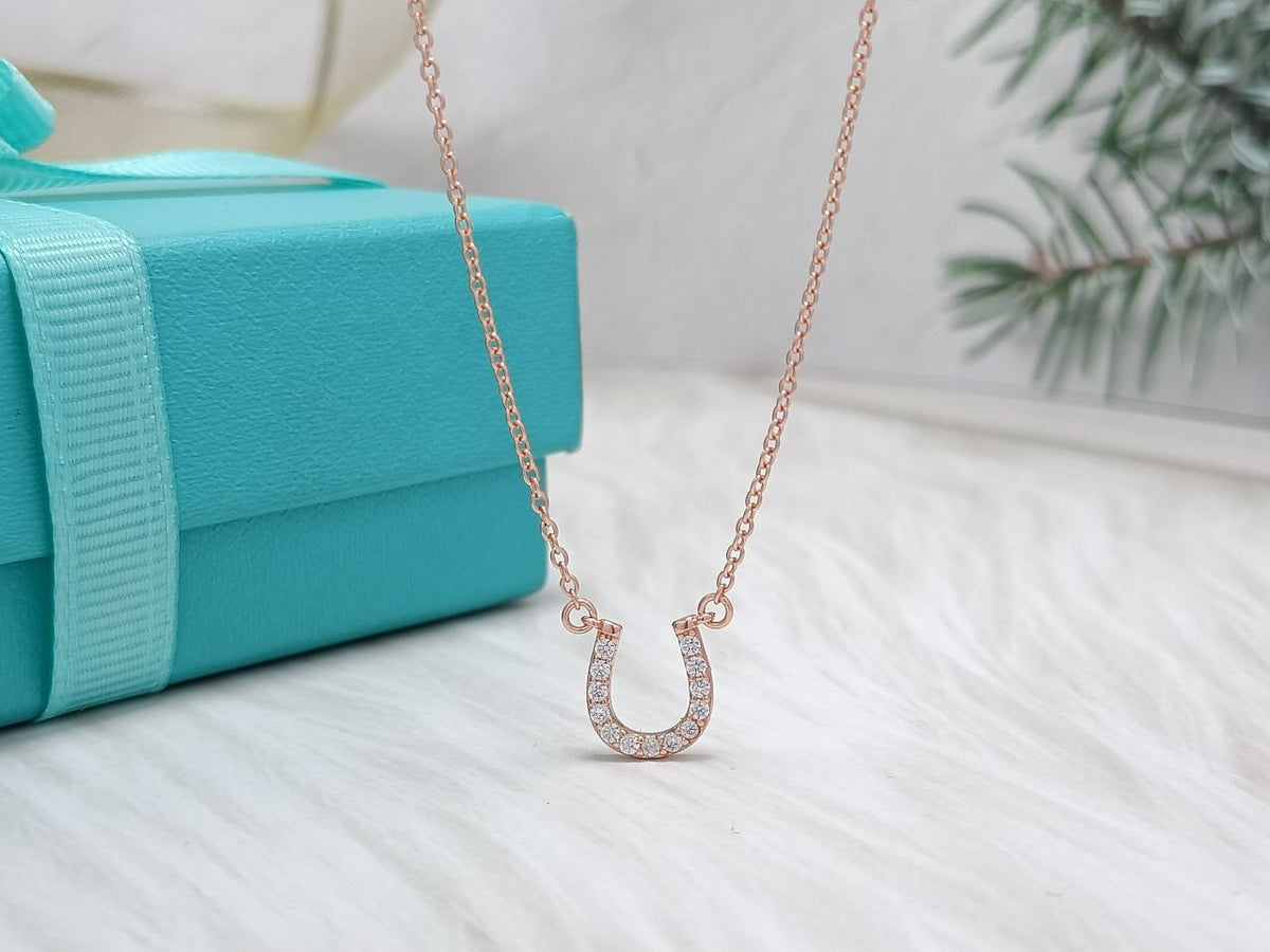 [Glow Muse ]U PEDANT DIAMOND NECKLACE