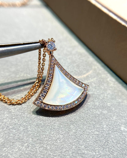 [⭐Glow Muse ]DREAM MOP DIAMOND PAVED PINK GOLD NECKLACE