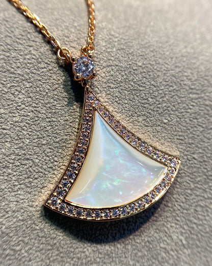 [⭐Glow Muse ]DREAM MOP DIAMOND PAVED PINK GOLD NECKLACE