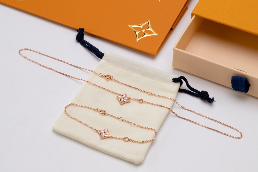 [Glow Muse]COLLIER DIAMANT 1 PIERRE ROSE MOP OR ROSE