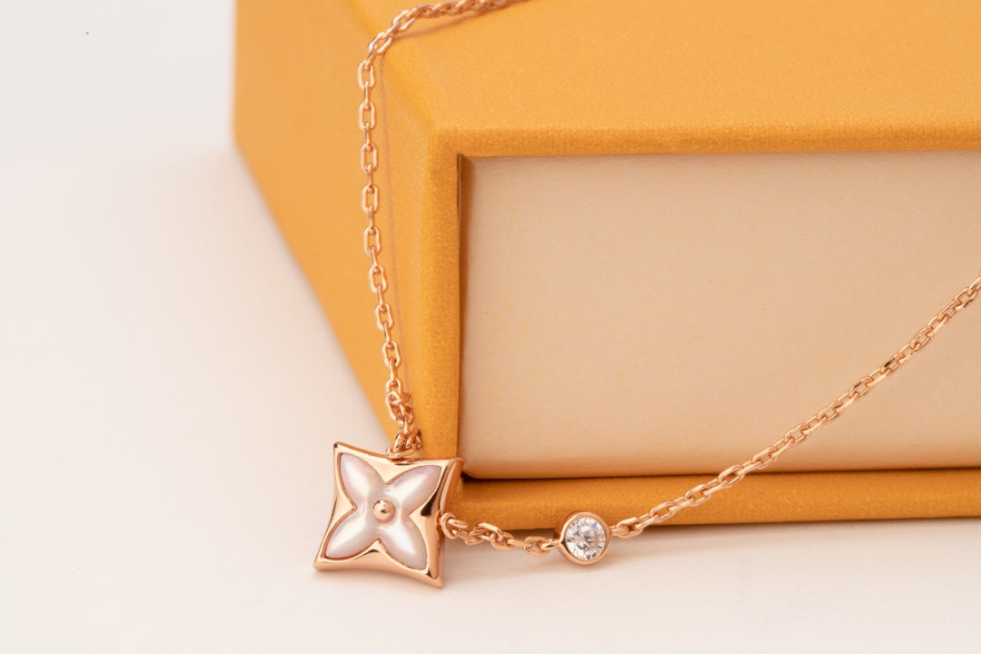 [Glow Muse]COLLIER DIAMANT 1 PIERRE ROSE MOP OR ROSE