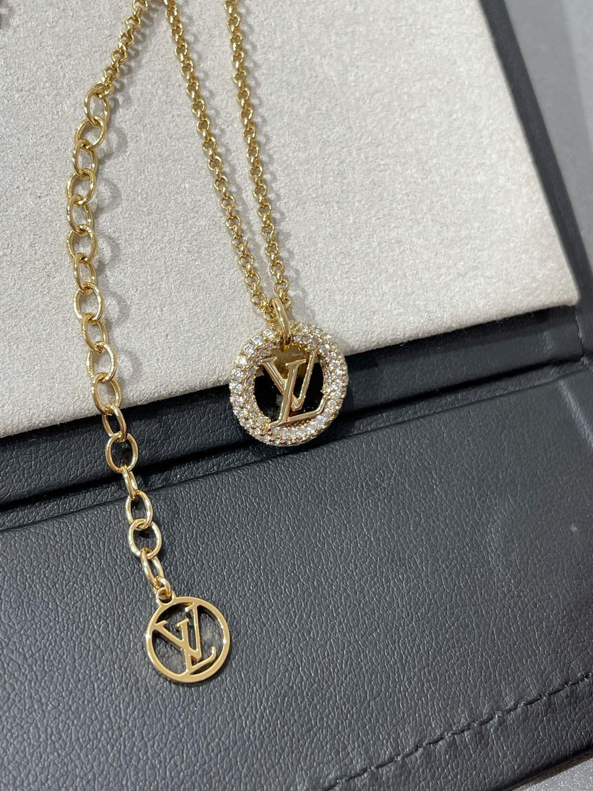 [Glow Muse]COLLIER PAVÉ DE DIAMANTS BY NIGHT
