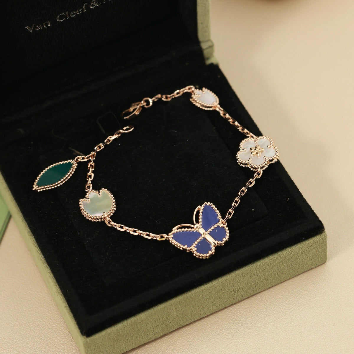 [Glow Muse]BRACELET 5 MOTIFS LUCKY SPRING BUTTERFLY