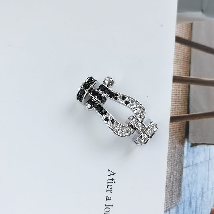 {
  "Glow Muse": "Glow Muse",
  "FORCE LARGE HORSESHOE BLACK WHITE DIAMOND BRACELET ROSE GOLD": "BRACELET FORCE GRAND MODÈLE FER À CHEVAL DIAMANTS NOIRS ET BLANCS OR ROSE"
}