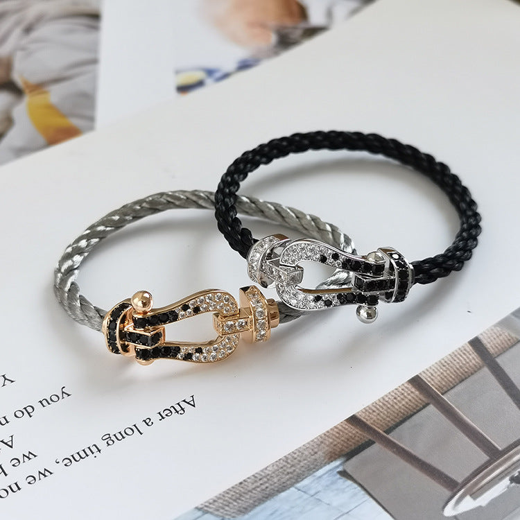 {
  "Glow Muse": "Glow Muse",
  "FORCE LARGE HORSESHOE BLACK WHITE DIAMOND BRACELET ROSE GOLD": "BRACELET FORCE GRAND MODÈLE FER À CHEVAL DIAMANTS NOIRS ET BLANCS OR ROSE"
}
