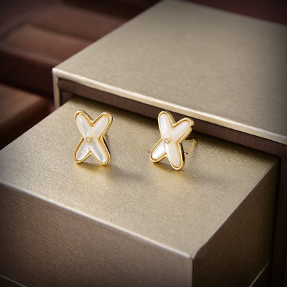 [Glow Muse]BOUCLES D'OREILLES EN OR ET NACRE BLANCHE JEUX DE LIENS