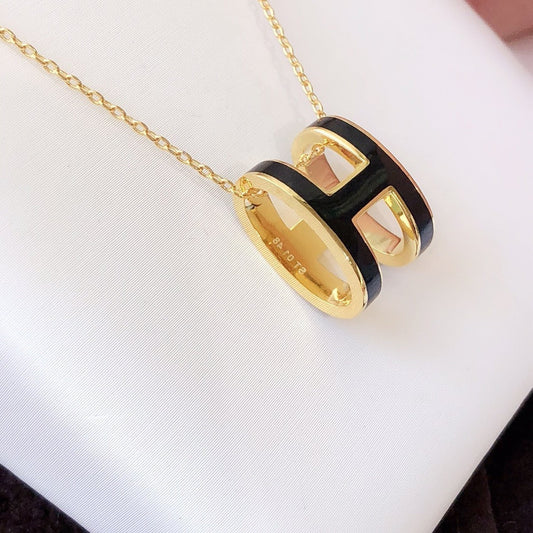 [Glow Muse]COLLIER HM CLIC ÉMAIL NOIR ET DORÉ