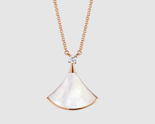 [⭐Glow Muse ]DREAM NECKLACE WHITE MOP PINK GOLD 1 DIAMOND